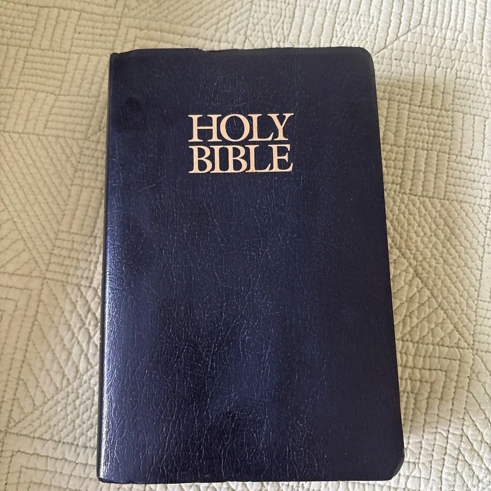 Zondervan NIV Holy Bible Black Imitation Leather Red Letter Edition 2001
